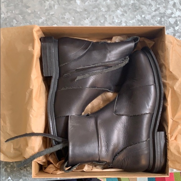 Petrucha handmade black leather boots - Picture 7 of 8